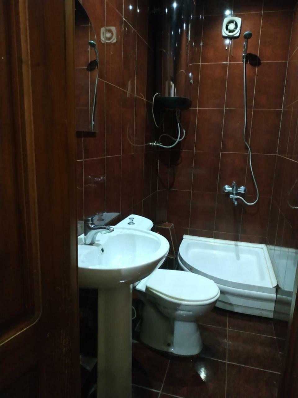 באטומי Hotel Ni&La מראה חיצוני תמונה